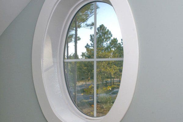 Oval geometric window — Central Florida home